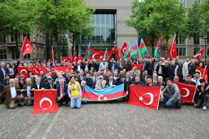 Türk Stk lar Lahey de Ermeni Anıtını Protesto Etti
